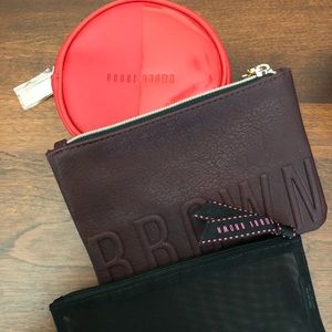 Bobbi Brown Limited Edition Cosmetic Pouches  (3)